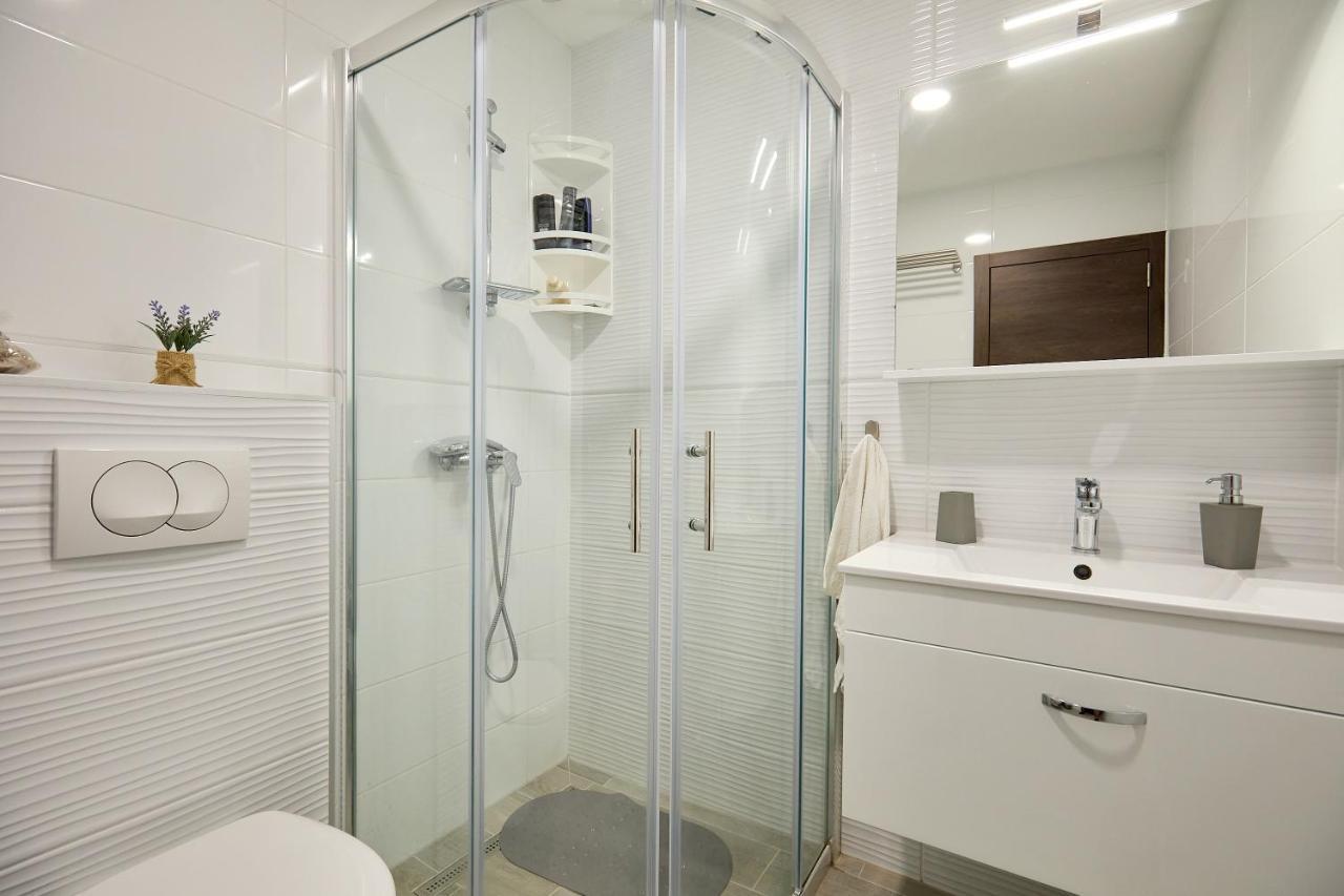 Stiga 1 - New Ap. 4 Two Apartman Prožura Kültér fotó